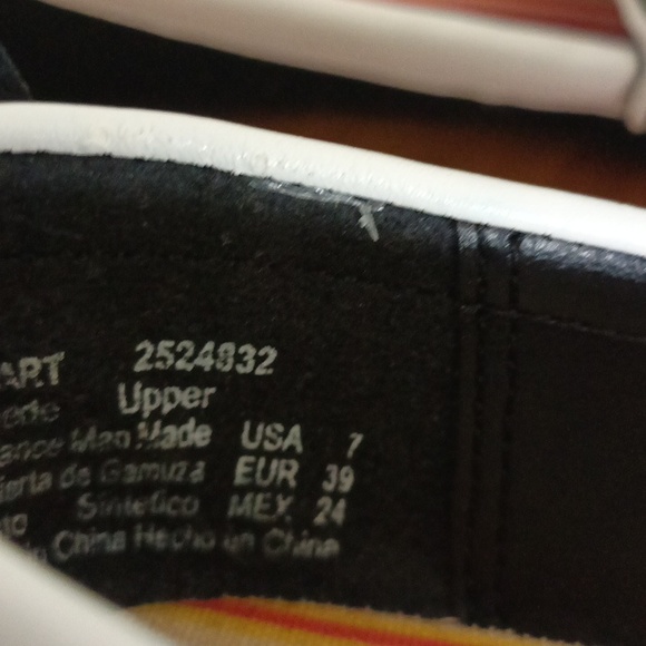 No Boundaries faux suede loafers - Picture 6 of 7